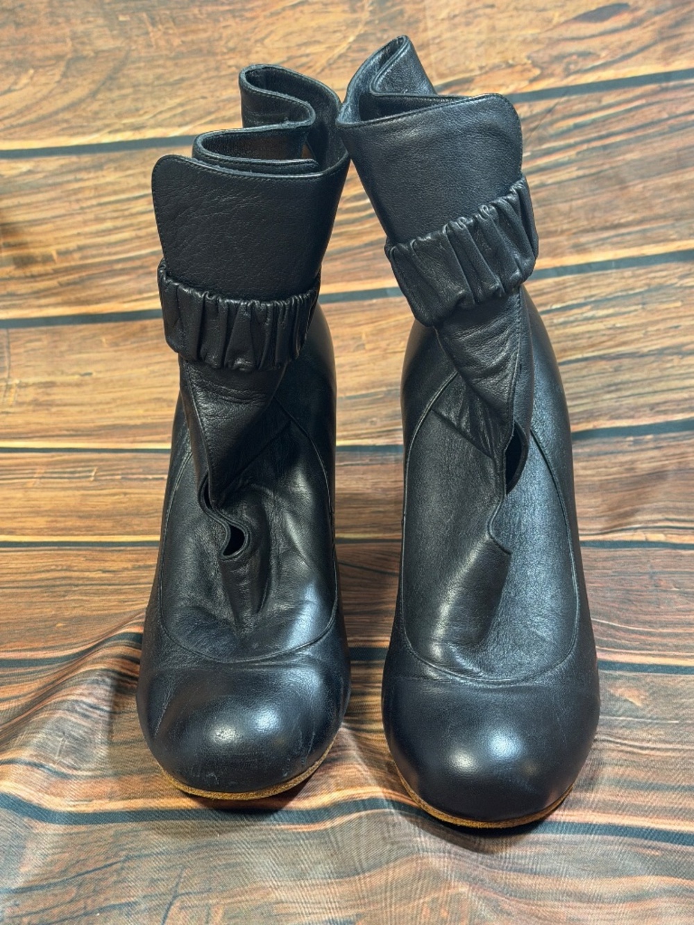 Chie Mihara Leather Ankle Boots Black EU 40 Spain Designer High Heel Booties
